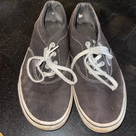 Vans Authentic Skate Shoes - Picture 4 of 11